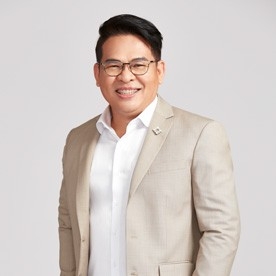 Mr.Pawat Thanawutsirawat